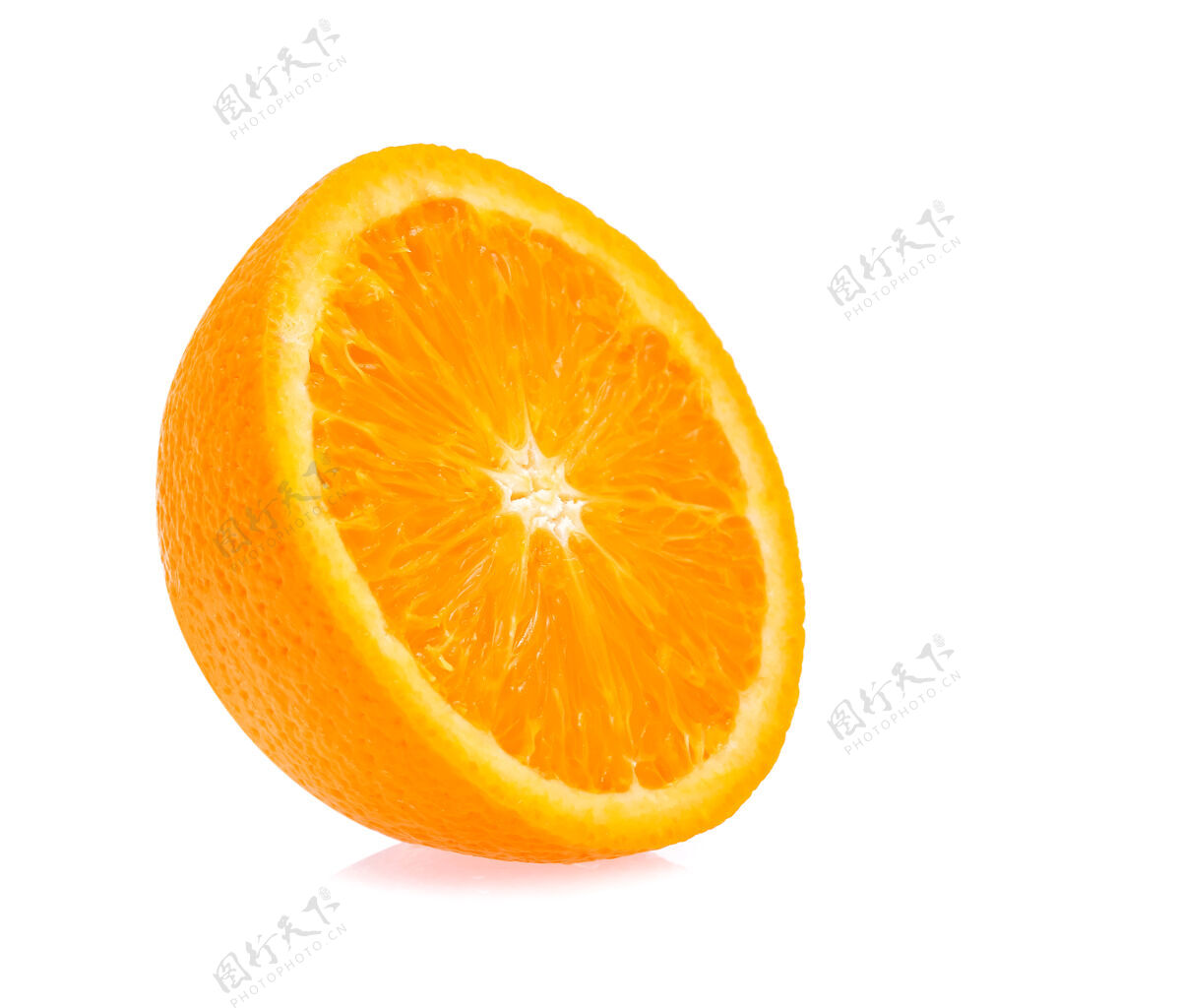 素食橙色水果隔离在白色背景上圆形自然颜色