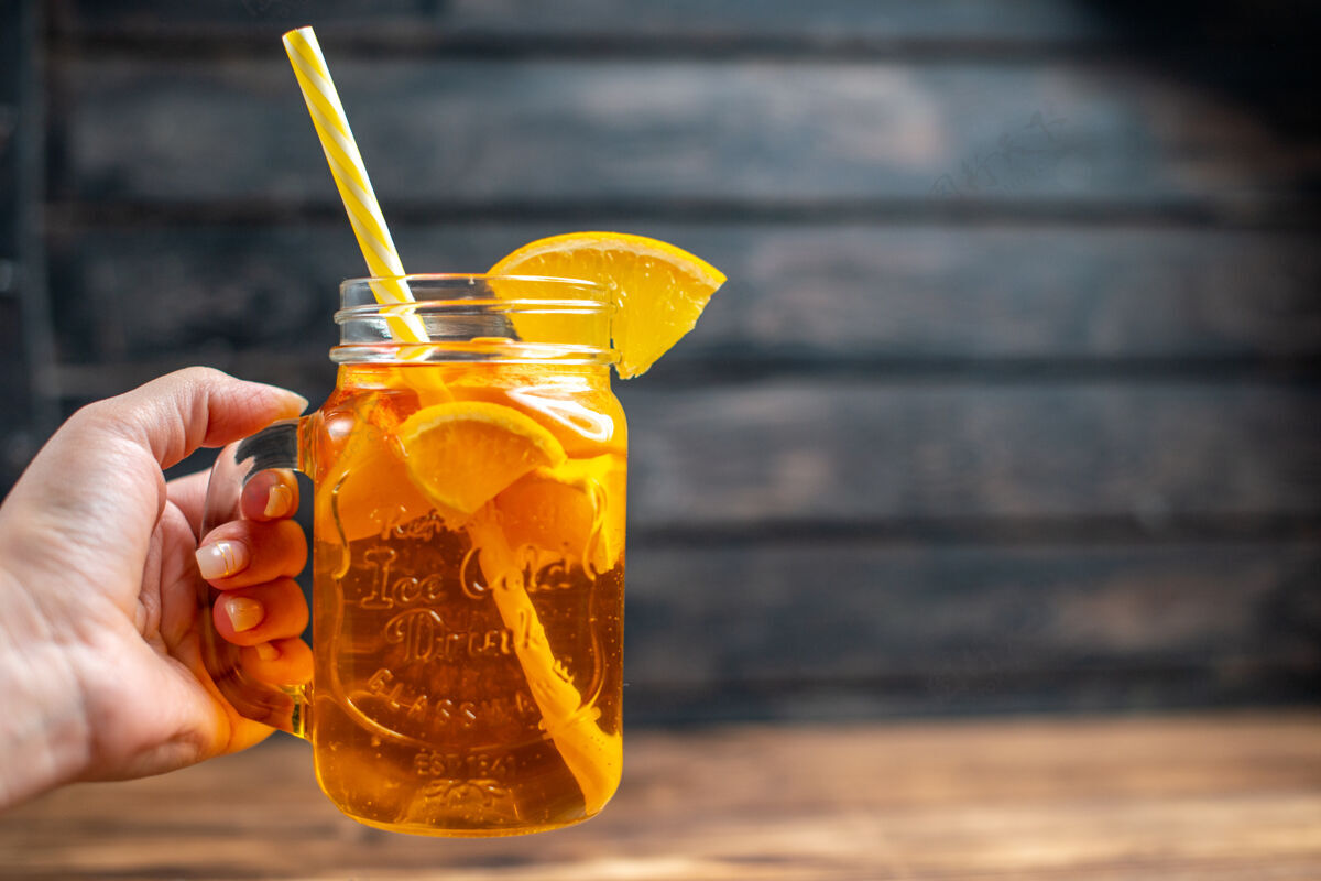 玻璃杯前视新鲜橙汁内罐深色吧水果色照片鸡尾酒饮料免费空间蔬菜酒吧蜂蜜