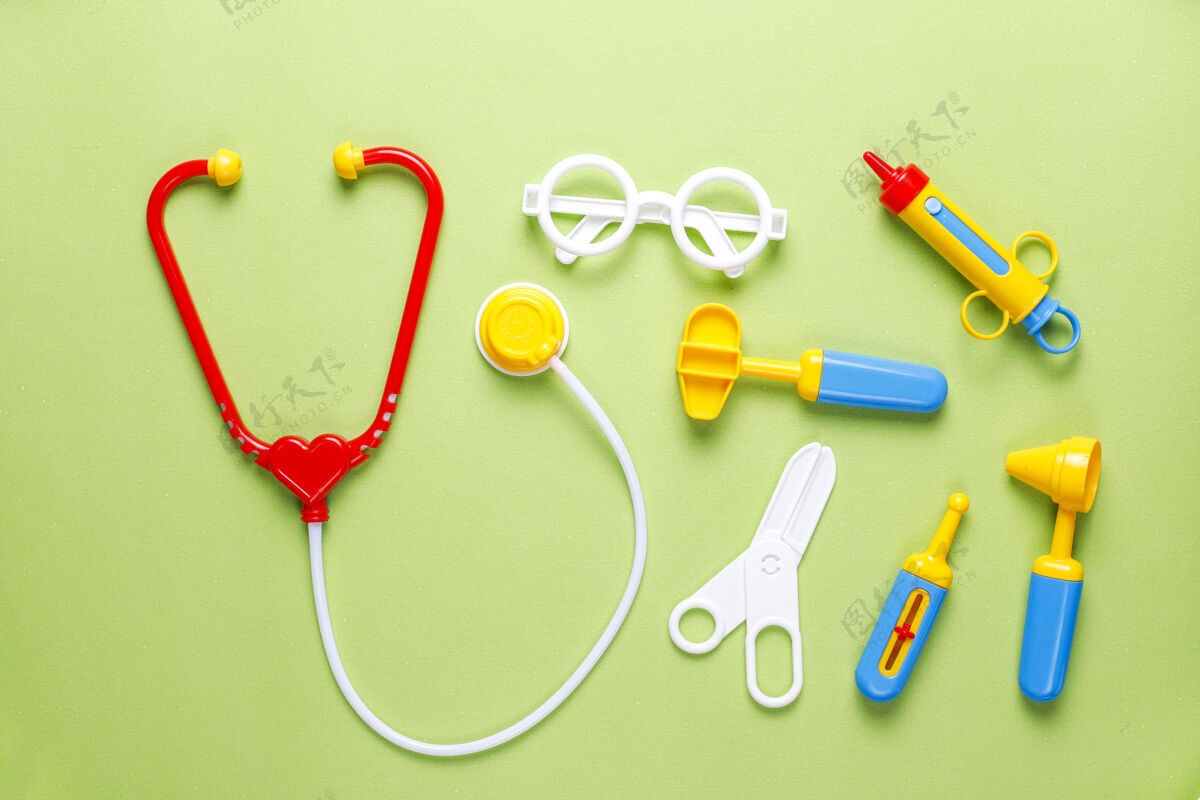 假冒一套玩具医疗设备剪刀药品儿童