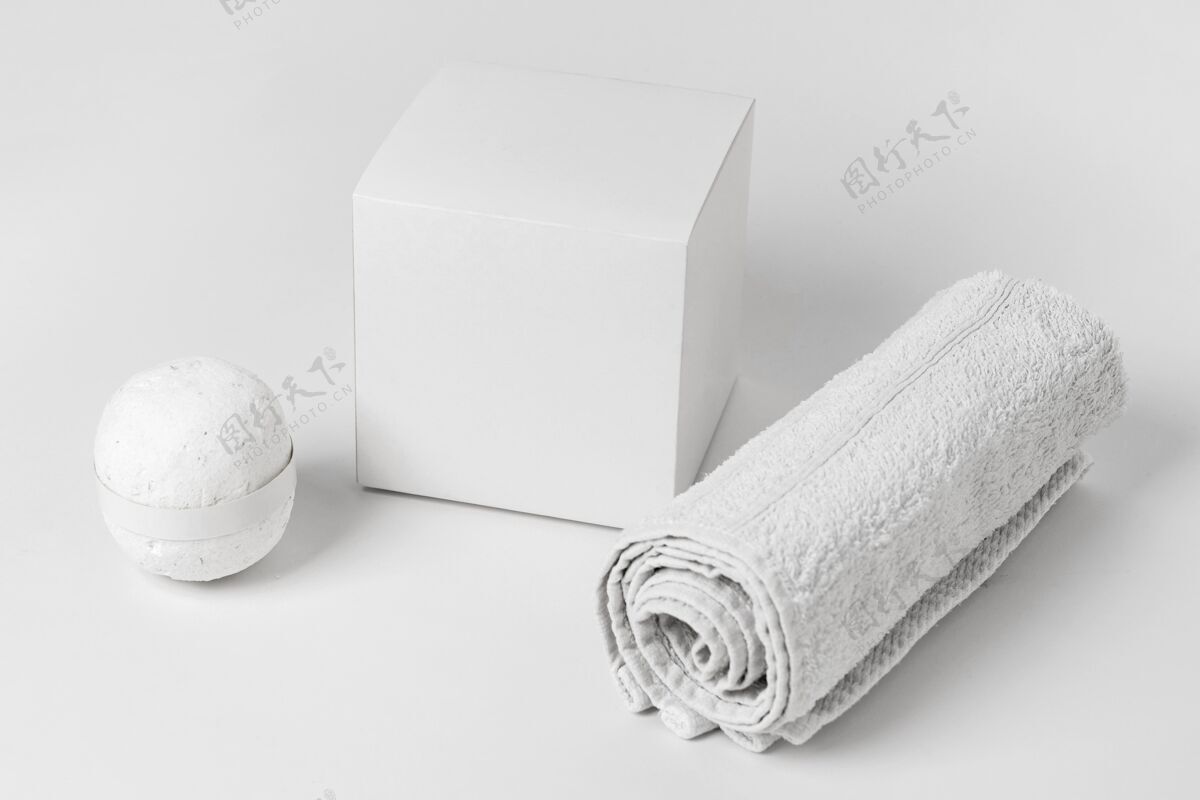 沐浴用毛巾 浴弹和盒子整理放松化妆品皮肤护理