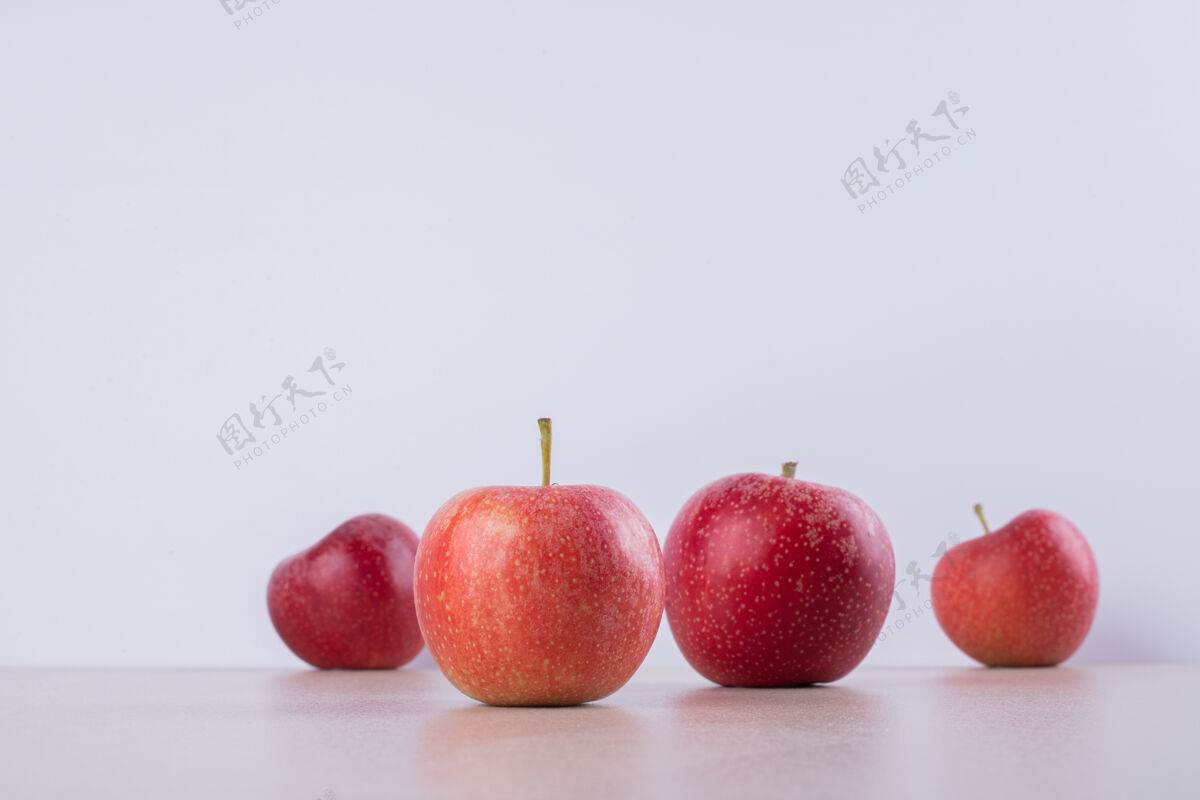 多吃许多红的 甜的 白的苹果维生素甜的食物