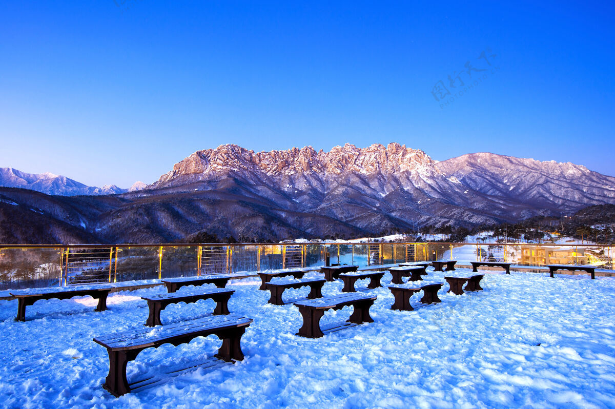 童话冬天的韩国色若山蔚山八味岩国家山风景