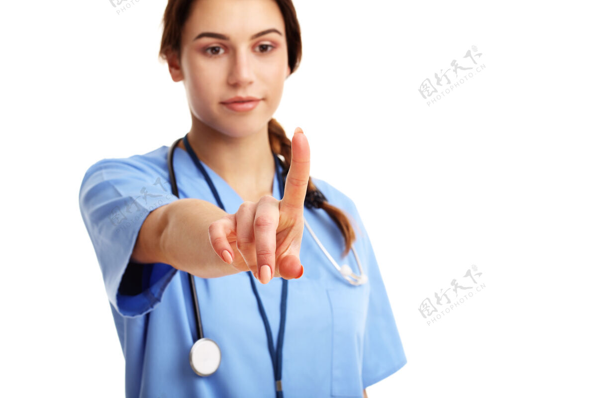书写女医生被隔离在白色背景下护士人员肖像