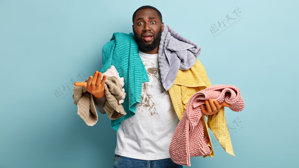 人非洲裔美国人在洗衣服人男人男人